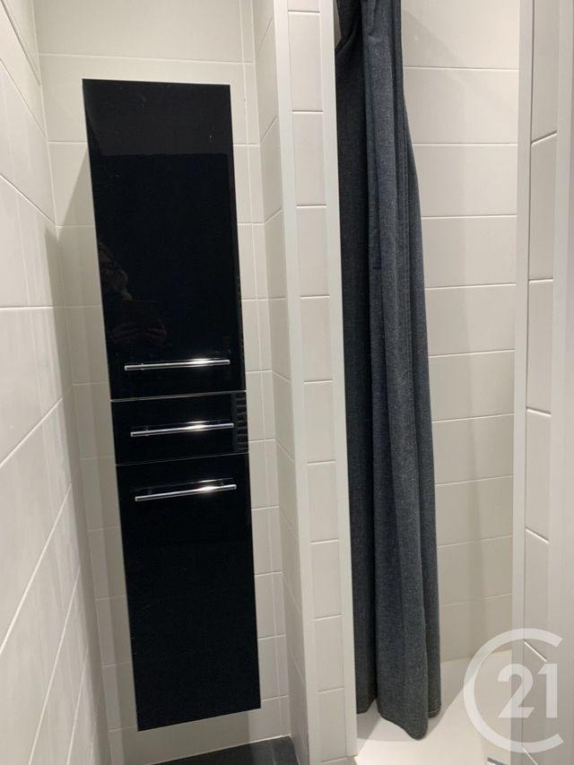 Appartement F3 à vendre - 3 pièces - 61.18 m2 - CLERMONT L HERAULT - 34 - LANGUEDOC-ROUSSILLON - Century 21 Terrasses Et Vallées