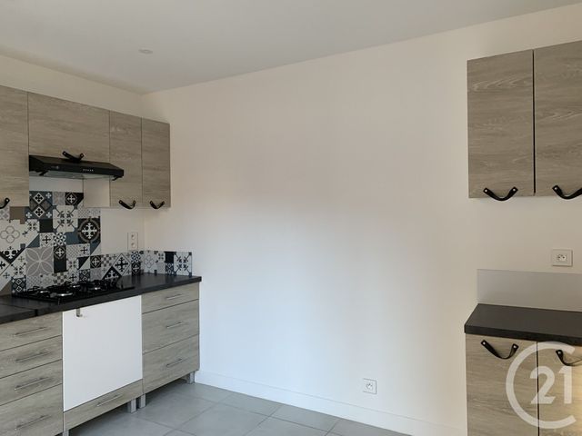 Appartement F3 à vendre - 3 pièces - 61.18 m2 - CLERMONT L HERAULT - 34 - LANGUEDOC-ROUSSILLON - Century 21 Terrasses Et Vallées