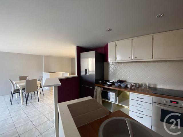 Appartement F2 à louer - 2 pièces - 75.0 m2 - CLERMONT L HERAULT - 34 - LANGUEDOC-ROUSSILLON - Century 21 Terrasses Et Vallées
