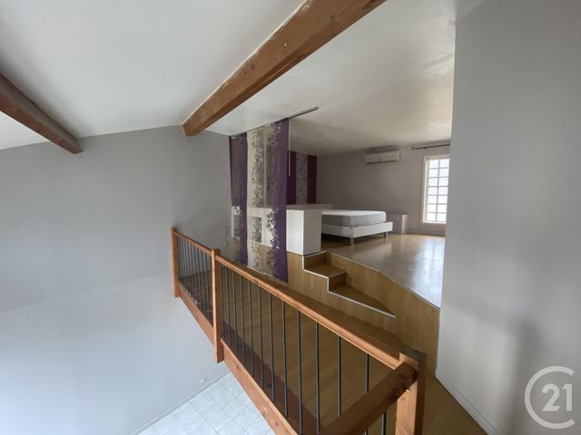 Appartement F2 à louer - 2 pièces - 75.0 m2 - CLERMONT L HERAULT - 34 - LANGUEDOC-ROUSSILLON - Century 21 Terrasses Et Vallées