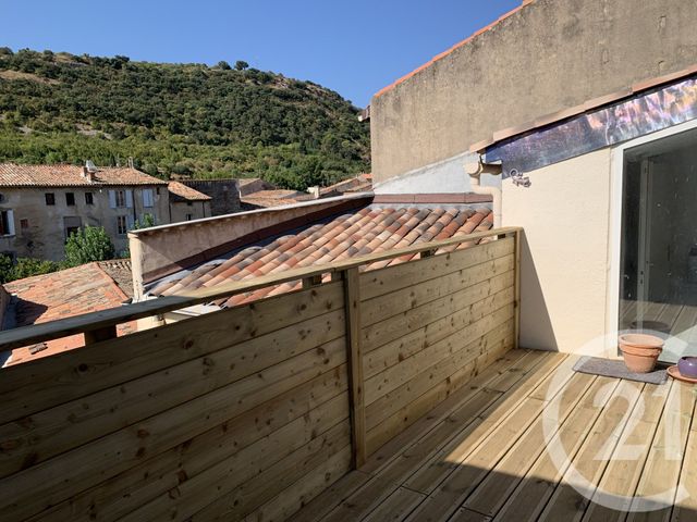 Appartement Loft à louer - 2 pièces - 65.0 m2 - CLERMONT L HERAULT - 34 - LANGUEDOC-ROUSSILLON - Century 21 Terrasses Et Vallées