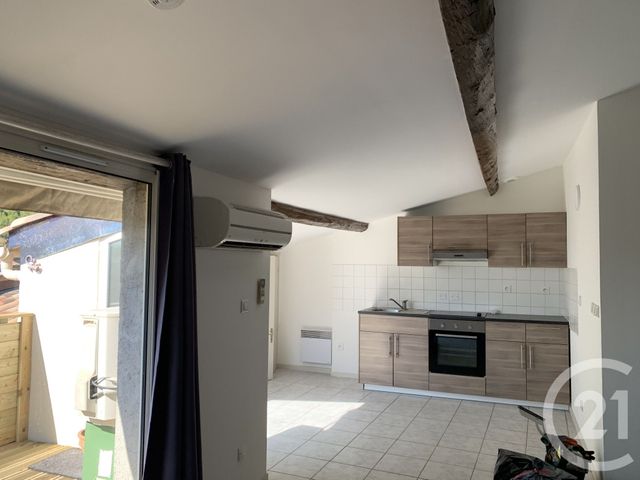 Appartement Loft à louer - 2 pièces - 65.0 m2 - CLERMONT L HERAULT - 34 - LANGUEDOC-ROUSSILLON - Century 21 Terrasses Et Vallées