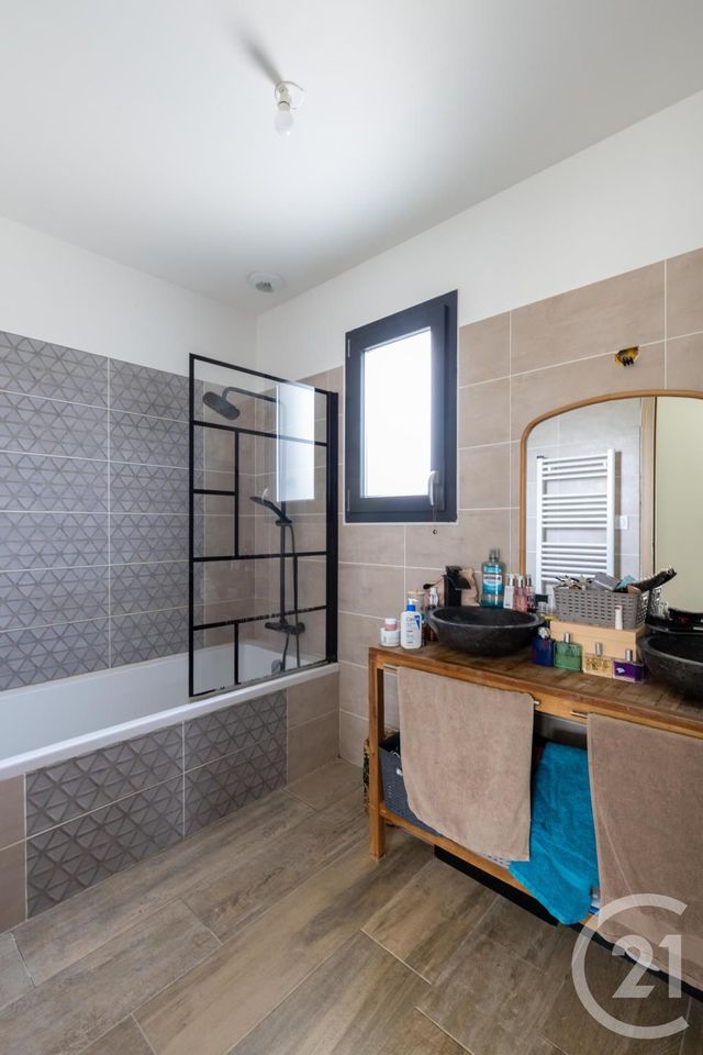 maison à vendre - 5 pièces - 117.76 m2 - PAULHAN - 34 - LANGUEDOC-ROUSSILLON - Century 21 Terrasses Et Vallées