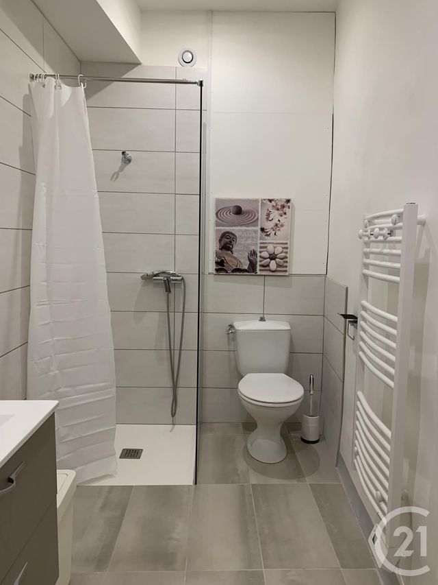 Appartement F1 à vendre - 1 pièce - 46.0 m2 - CLERMONT L HERAULT - 34 - LANGUEDOC-ROUSSILLON - Century 21 Terrasses Et Vallées