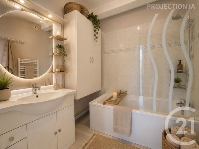 Appartement F4 à vendre - 4 pièces - 75.6 m2 - BEDARIEUX - 34 - LANGUEDOC-ROUSSILLON - Century 21 Terrasses Et Vallées