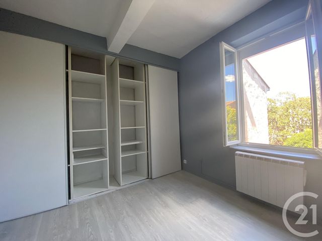 Appartement F4 à vendre - 4 pièces - 75.6 m2 - BEDARIEUX - 34 - LANGUEDOC-ROUSSILLON - Century 21 Terrasses Et Vallées