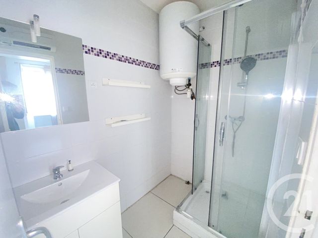 Appartement F3 à louer - 3 pièces - 40.0 m2 - BEDARIEUX - 34 - LANGUEDOC-ROUSSILLON - Century 21 Terrasses Et Vallées
