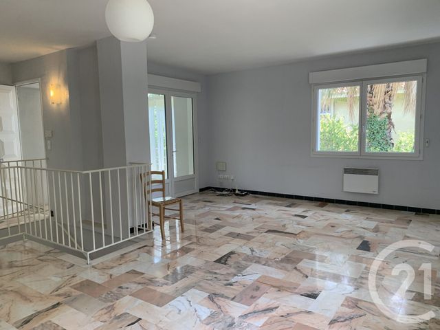 maison à vendre - 8 pièces - 217.41 m2 - CLERMONT L HERAULT - 34 - LANGUEDOC-ROUSSILLON - Century 21 Terrasses Et Vallées
