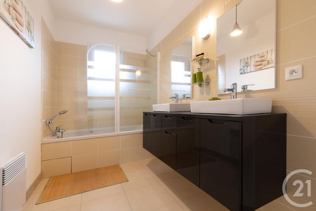 maison à louer - 5 pièces - 110.2 m2 - LE BOSC - 34 - LANGUEDOC-ROUSSILLON - Century 21 Terrasses Et Vallées