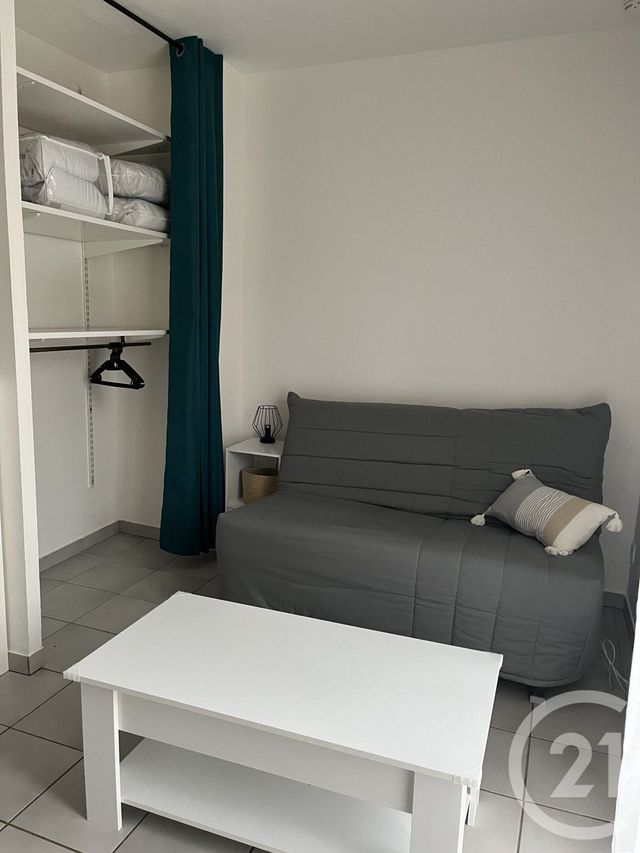 Appartement Studio à louer - 1 pièce - 18.5 m2 - CLERMONT L HERAULT - 34 - LANGUEDOC-ROUSSILLON - Century 21 Terrasses Et Vallées
