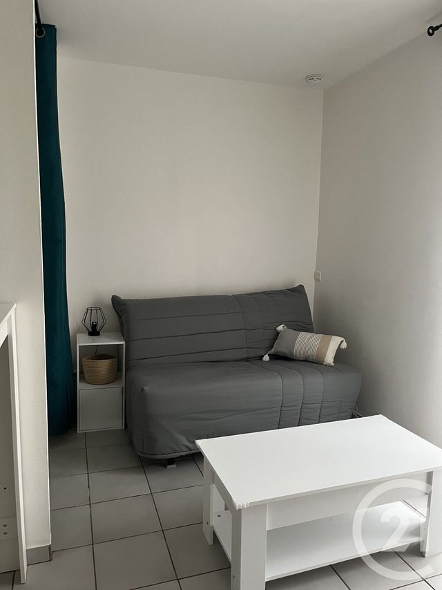 Appartement Studio à louer - 1 pièce - 18.5 m2 - CLERMONT L HERAULT - 34 - LANGUEDOC-ROUSSILLON - Century 21 Terrasses Et Vallées