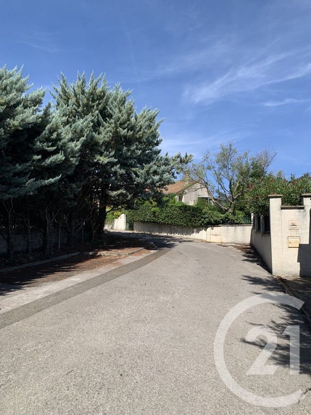 Appartement à louer - 2 pièces - 28.22 m2 - LE POUGET - 34 - LANGUEDOC-ROUSSILLON - Century 21 Terrasses Et Vallées
