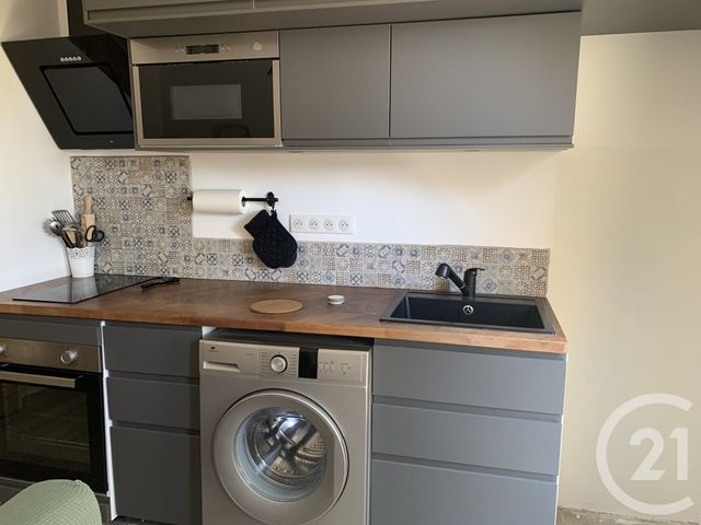 Appartement à louer - 2 pièces - 28.22 m2 - LE POUGET - 34 - LANGUEDOC-ROUSSILLON - Century 21 Terrasses Et Vallées