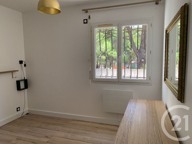 Appartement à louer - 2 pièces - 28.22 m2 - LE POUGET - 34 - LANGUEDOC-ROUSSILLON - Century 21 Terrasses Et Vallées