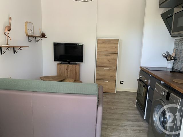 Appartement à louer - 2 pièces - 28.22 m2 - LE POUGET - 34 - LANGUEDOC-ROUSSILLON - Century 21 Terrasses Et Vallées