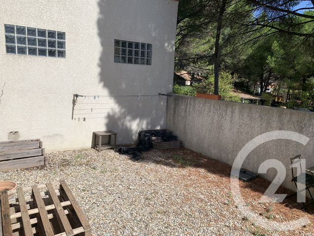 Appartement à louer - 2 pièces - 28.22 m2 - LE POUGET - 34 - LANGUEDOC-ROUSSILLON - Century 21 Terrasses Et Vallées