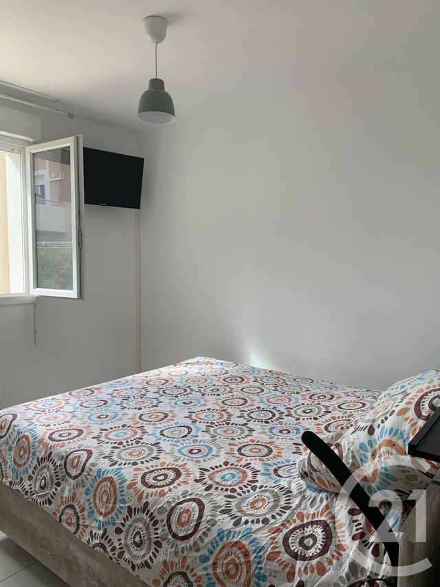 Appartement F3 à louer - 3 pièces - 65.0 m2 - PERET - 34 - LANGUEDOC-ROUSSILLON - Century 21 Terrasses Et Vallées
