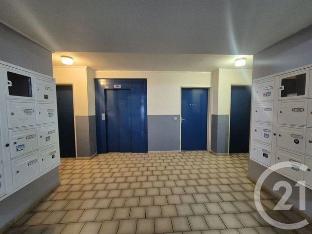 Appartement Studio à vendre - 1 pièce - 22.86 m2 - CLERMONT L HERAULT - 34 - LANGUEDOC-ROUSSILLON - Century 21 Terrasses Et Vallées