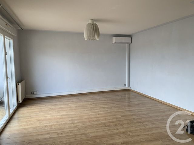 Appartement F2 à vendre - 2 pièces - 52.45 m2 - CLERMONT L HERAULT - 34 - LANGUEDOC-ROUSSILLON - Century 21 Terrasses Et Vallées