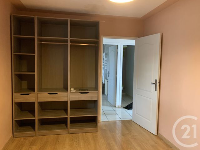 Appartement F2 à vendre - 2 pièces - 52.45 m2 - CLERMONT L HERAULT - 34 - LANGUEDOC-ROUSSILLON - Century 21 Terrasses Et Vallées